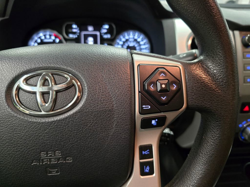 Used 2018 Toyota Tundra SR5 w/ SR5 Upgrade Package AWD/4WD image 20