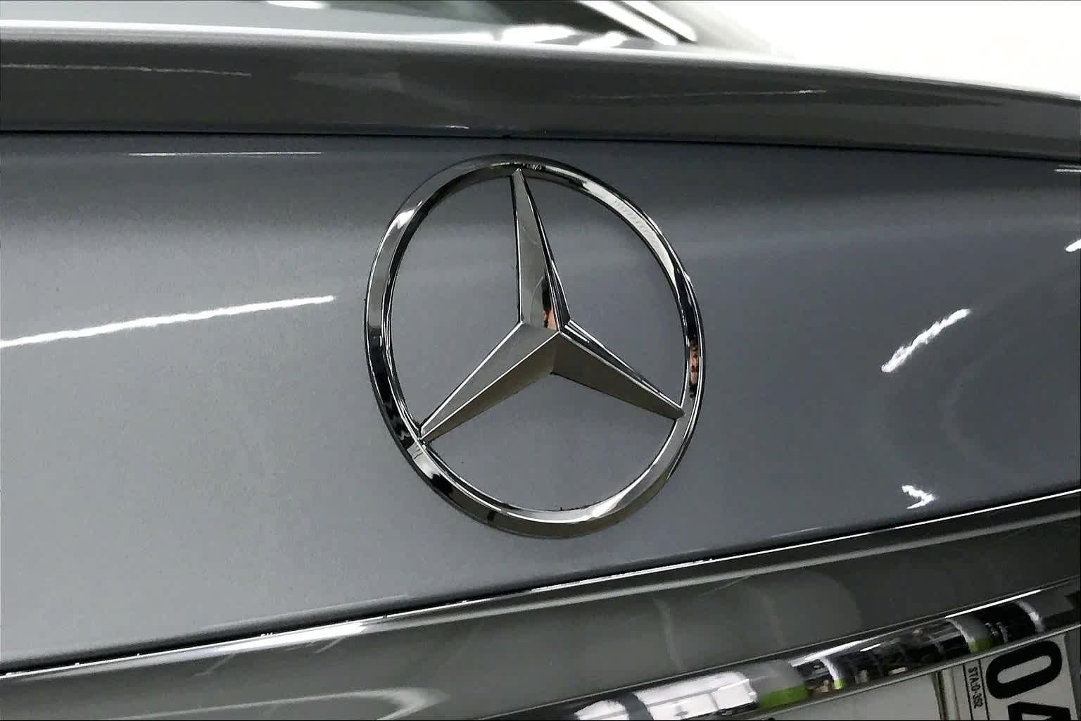 Certified 2017 Mercedes-Benz E 300 image 8