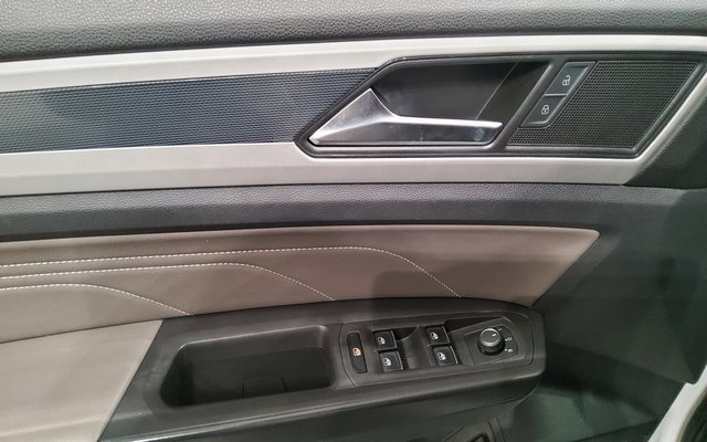 Used 2022 Volkswagen Atlas SEL R-Line image 26