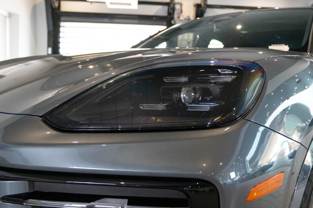New 2026 Porsche Cayenne Coupe AWD/4WD image 14