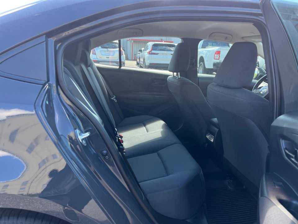Used 2026 Toyota Corolla LE w/ LE Premium Package image 33