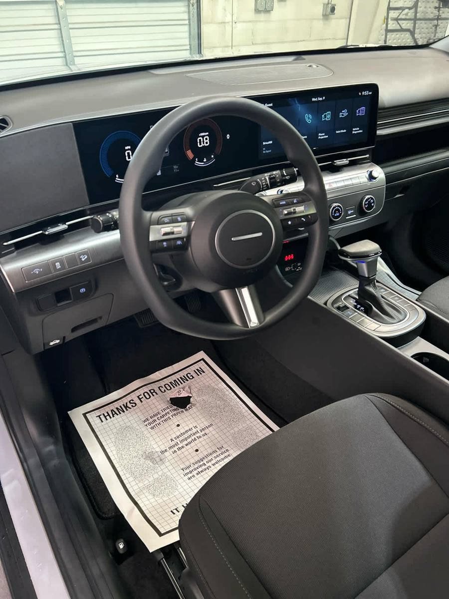 New 2027 Hyundai Kona SE AWD/4WD image 9