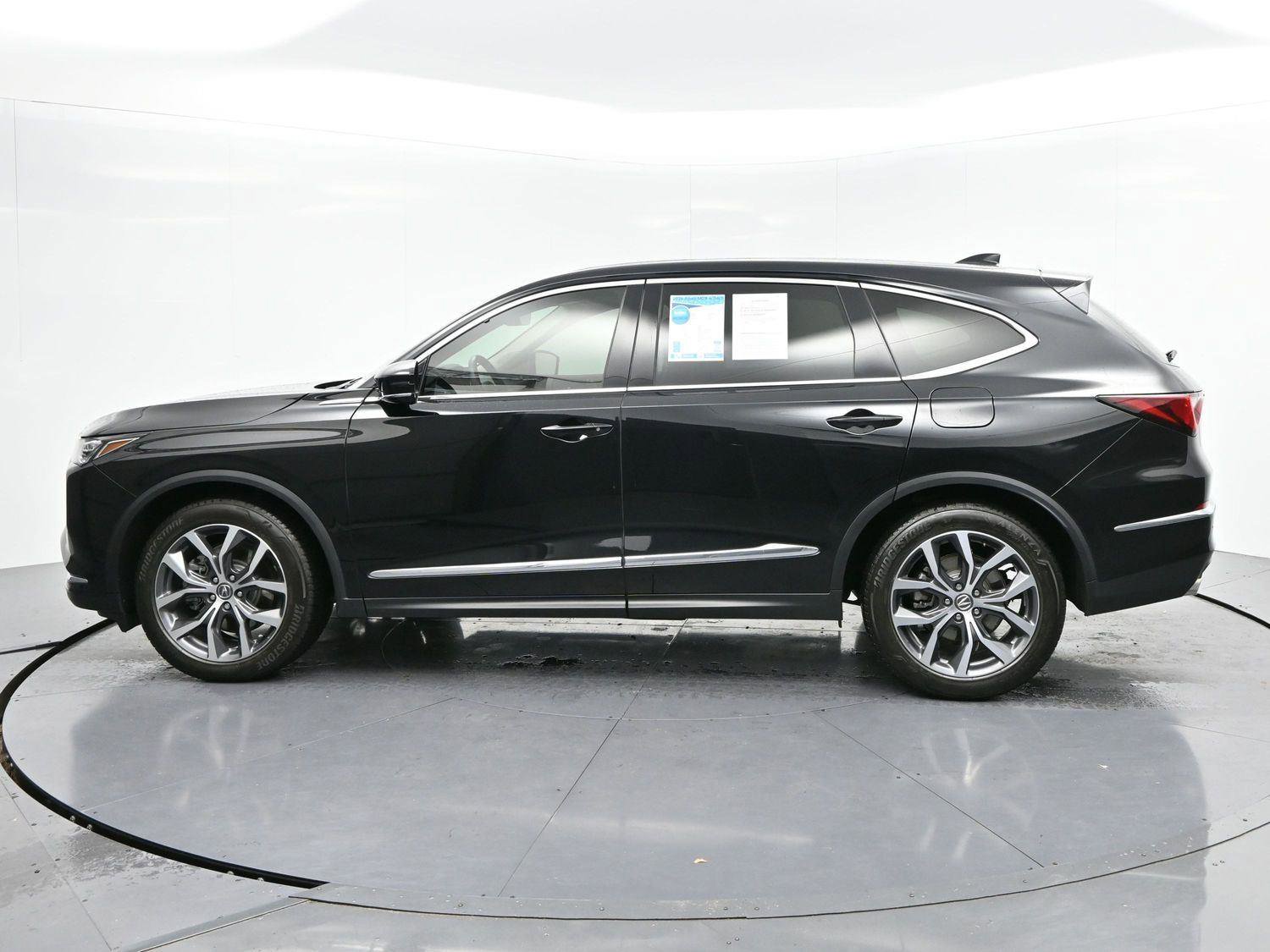 Used 2024 Acura MDX FWD w/ Technology Package image 4