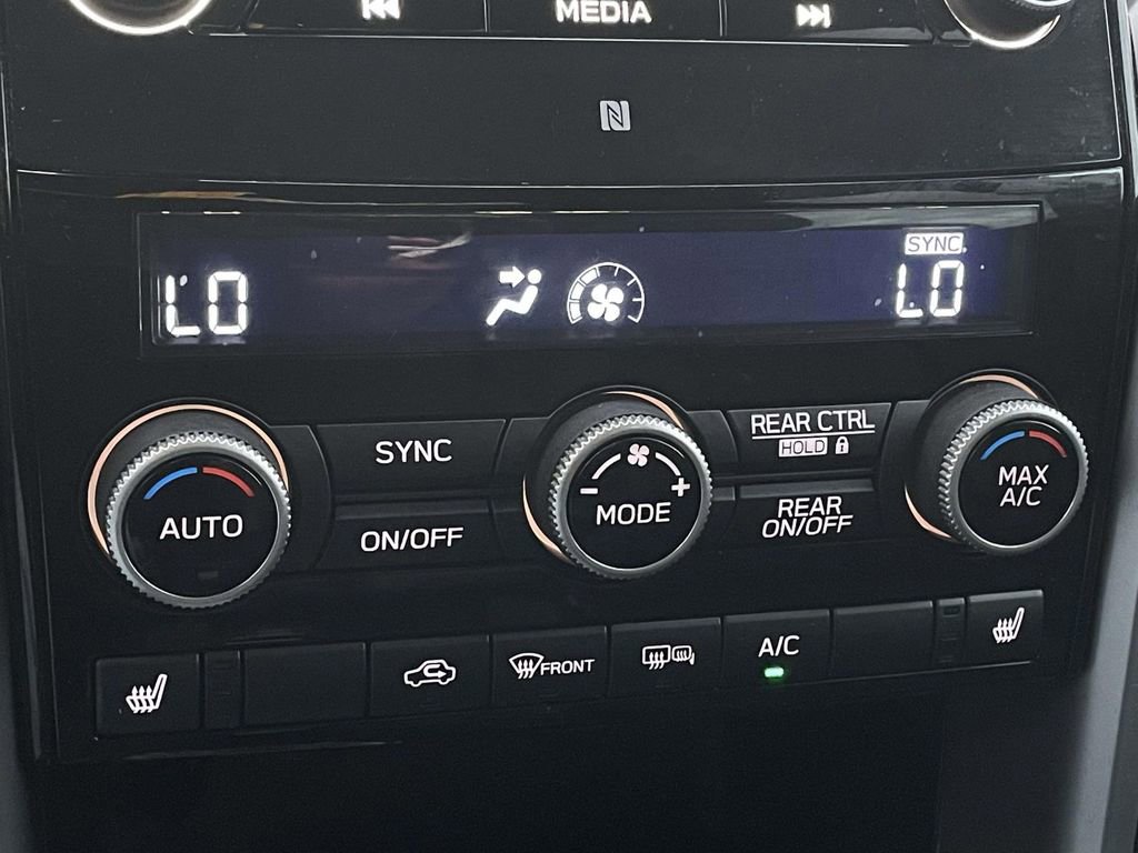 Used 2021 Subaru Ascent Premium w/ Convenience Package image 22