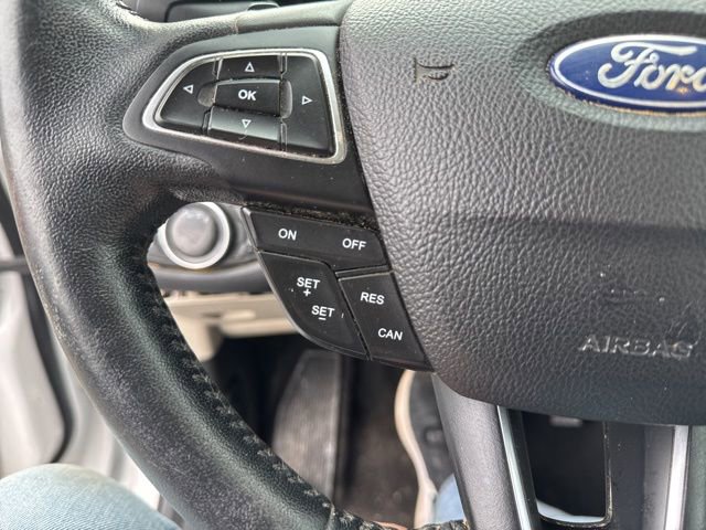 Used 2017 Ford Escape Titanium AWD/4WD image 25
