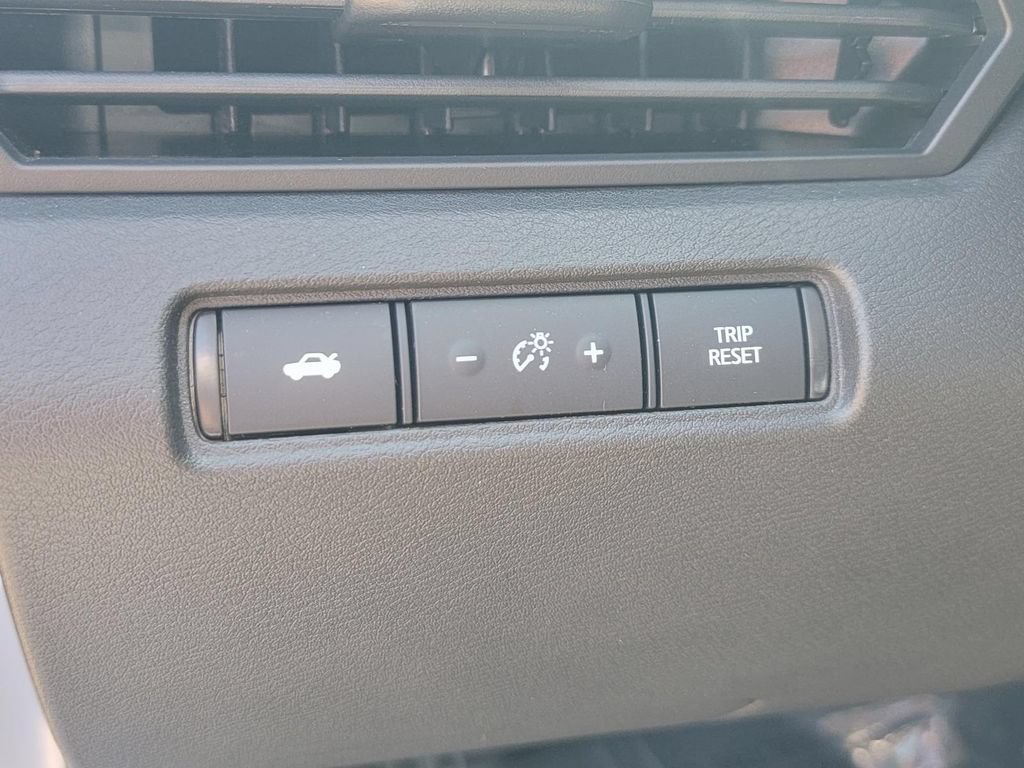 Used 2024 Nissan Altima 2.5 SR w/ SR Premium Package FWD image 36