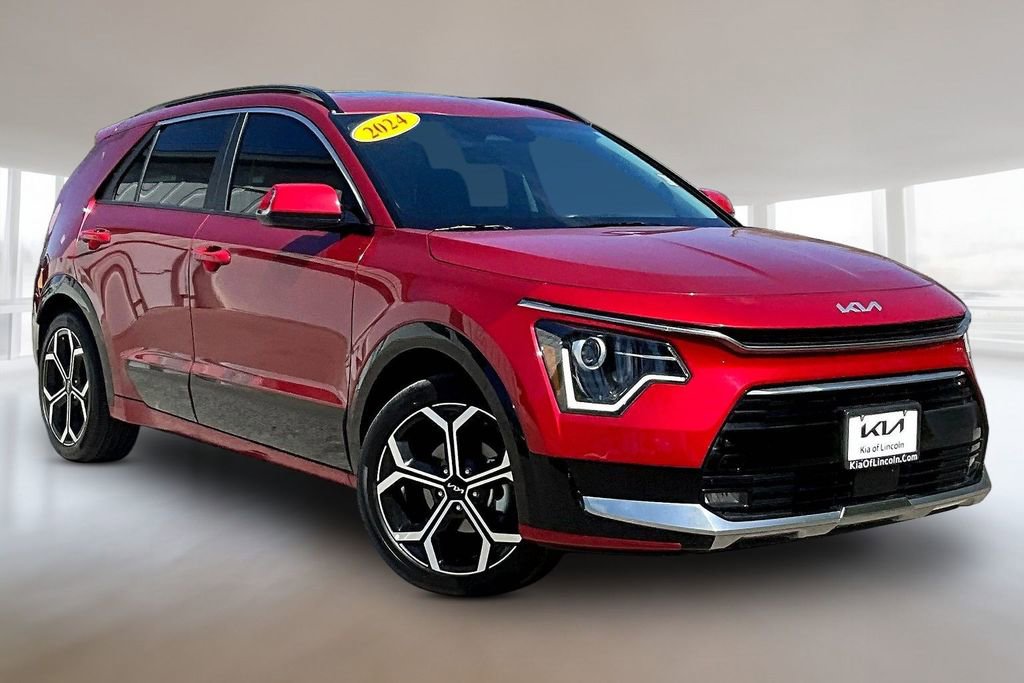 Certified 2024 Kia Niro EX Touring FWD image 3