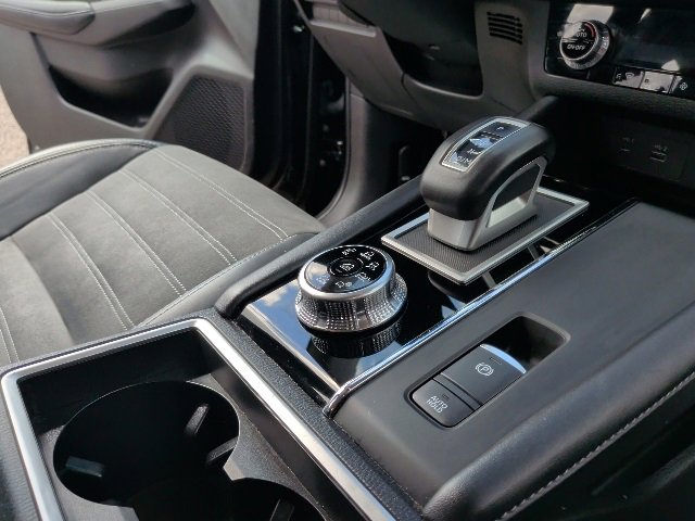 Used 2024 Mitsubishi Outlander SE image 26