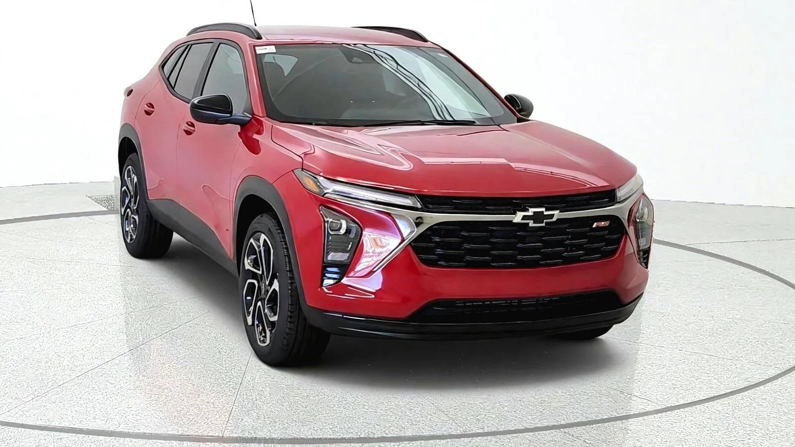 New 2026 Chevrolet Trax RS w/ Driver Confidence Package FWD image 2