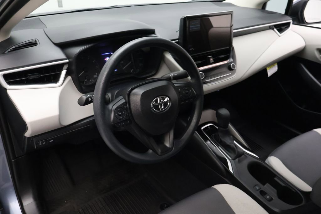 Certified 2025 Toyota Corolla LE FWD image 15