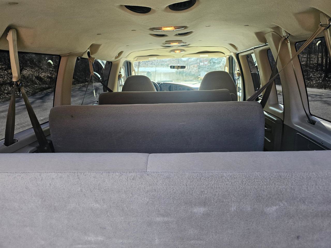 Used 2007 Ford E-350 and Econoline 350 XLT image 24