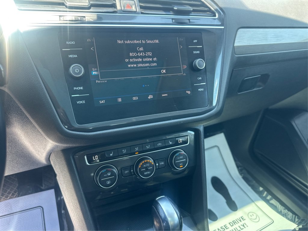 Used 2019 Volkswagen Tiguan SE w/ Panoramic Sunroof Package AWD/4WD image 23