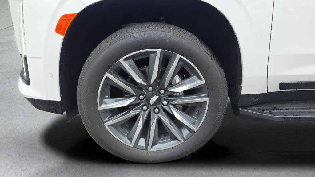 Certified 2024 Cadillac Escalade Sport Platinum w/ Heavy-Duty Trailer Package image 16