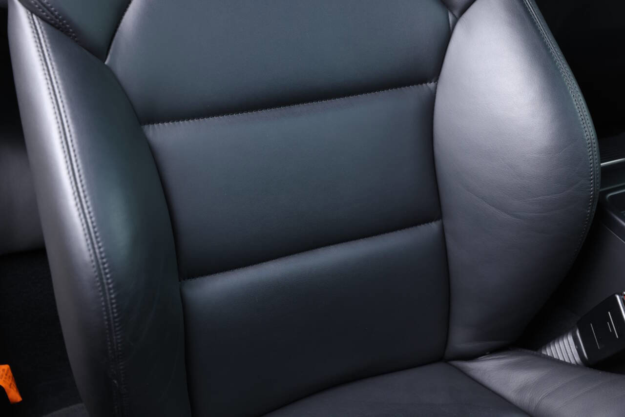 Used 2005 BMW M3 Coupe image 77