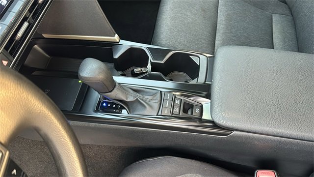 Used 2025 Toyota Camry LE image 19