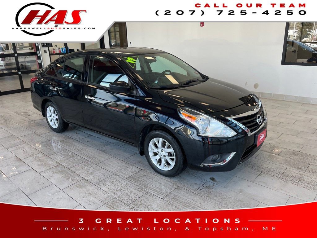 Used 2019 Nissan Versa SV w/ SV Special Edition Package image 8