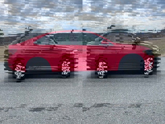 Used 2019 Volkswagen Jetta S w/ Driver Assistance Package image 5