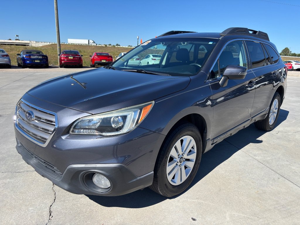 Used 2015 Subaru Outback 2.5i Premium AWD/4WD image 8