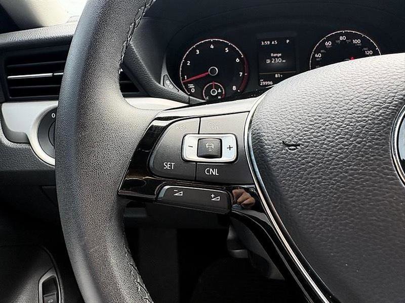 Used 2021 Volkswagen Passat 2.0T SE image 27