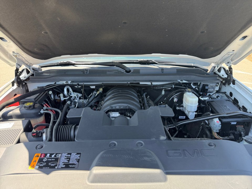 Used 2019 GMC Yukon Denali w/ Open Road Package AWD/4WD image 19
