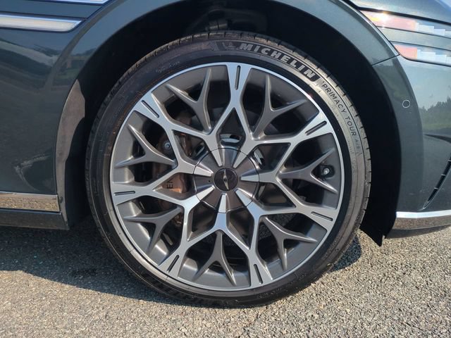 Used 2023 Genesis G90 3.5T AWD/4WD image 11