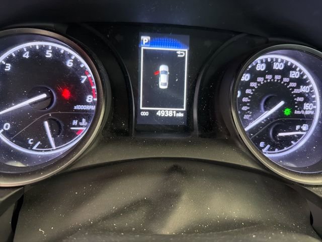 Used 2023 Toyota Camry SE image 3