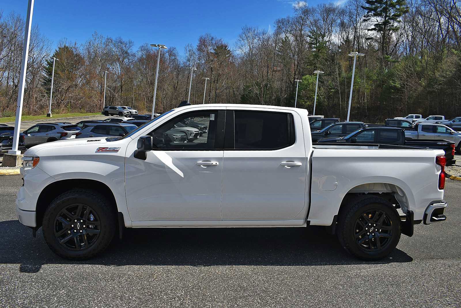 Used 2024 Chevrolet Silverado 1500 RST w/ True North Edition Plus AWD/4WD image 4