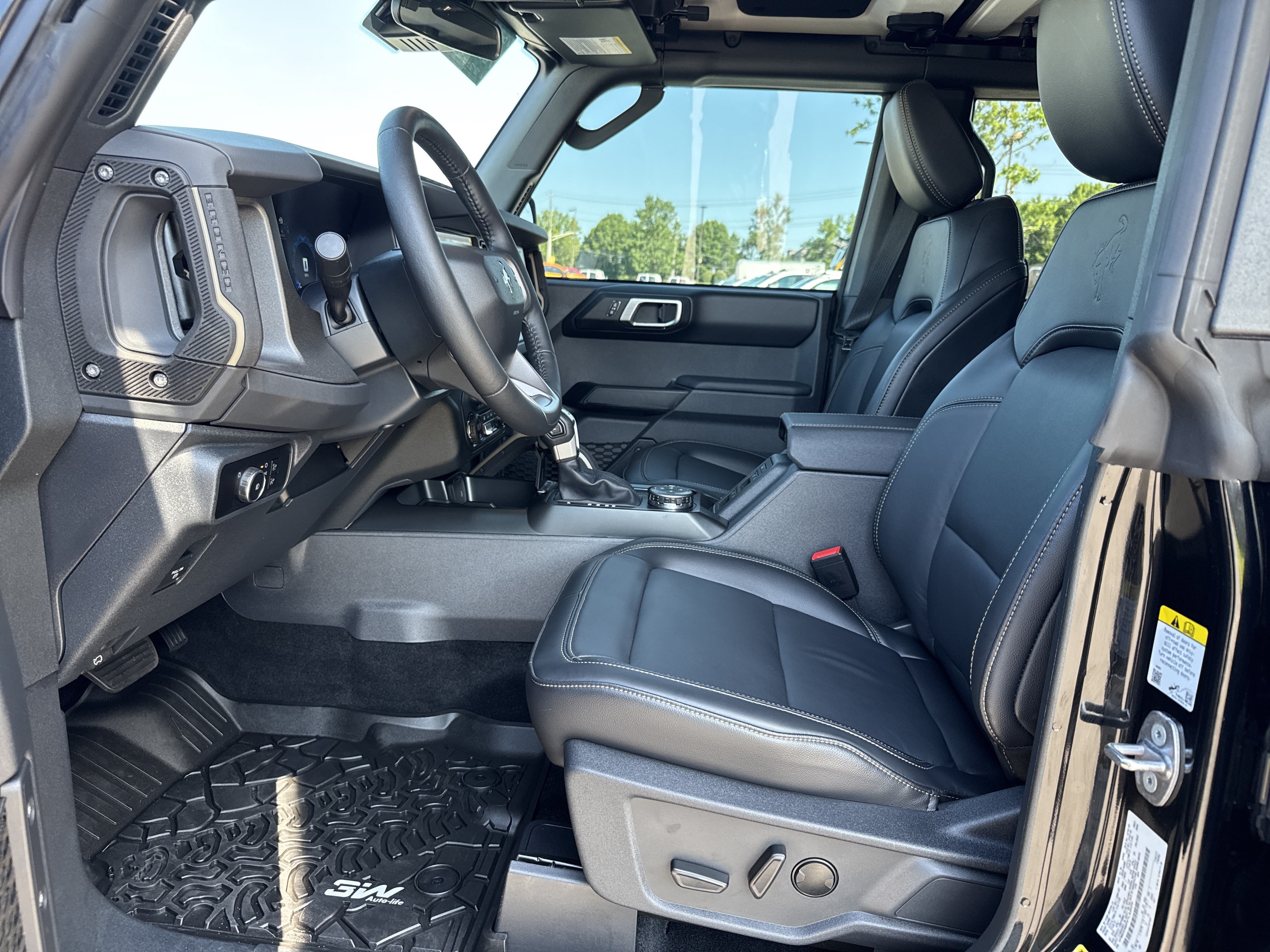 Used 2026 Ford Bronco Badlands AWD/4WD image 16