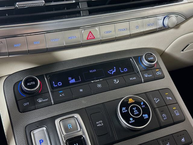 Used 2020 Hyundai Palisade Limited image 17