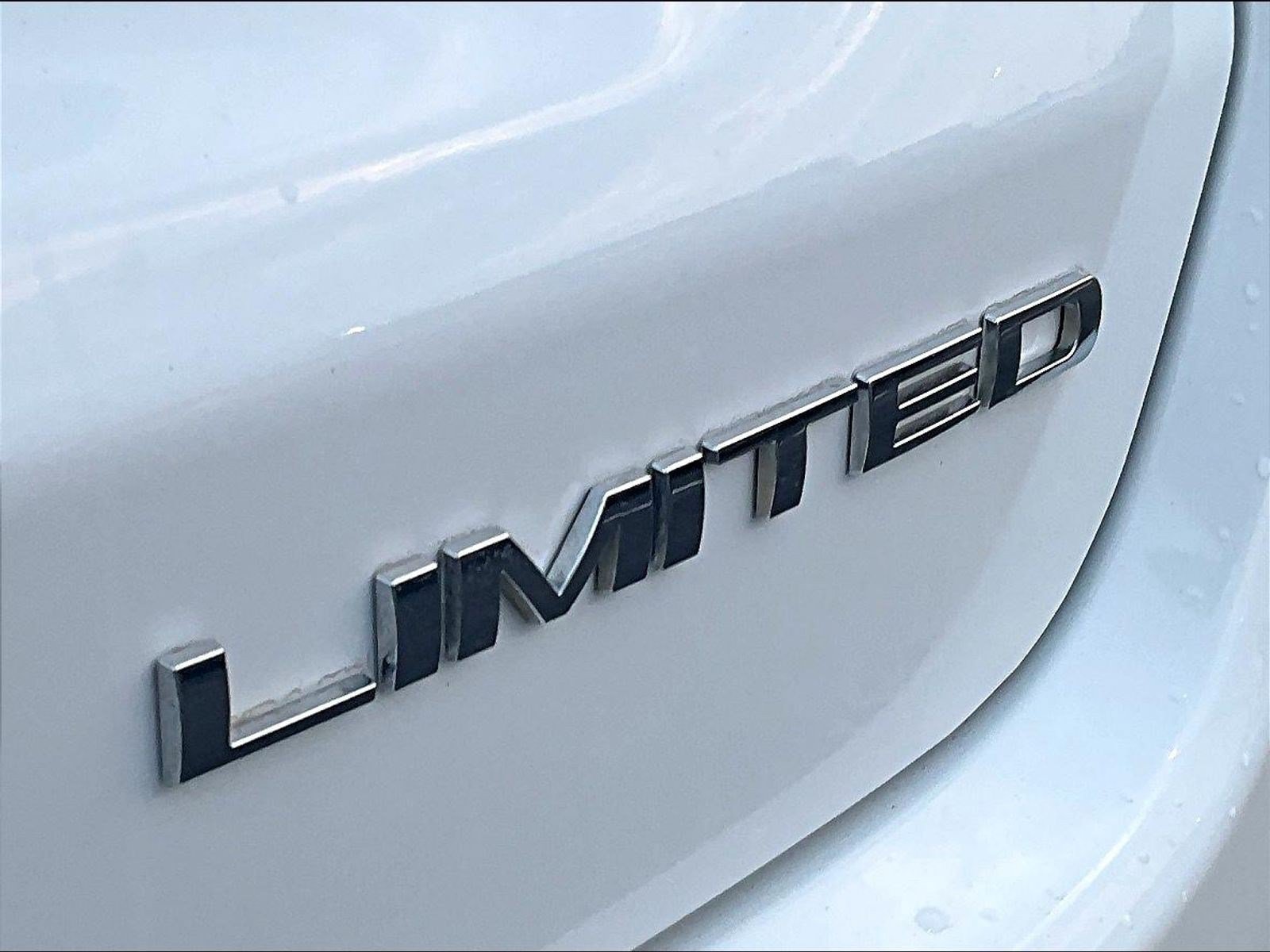 Used 2023 Jeep Compass Limited w/ Elite Group AWD/4WD image 23