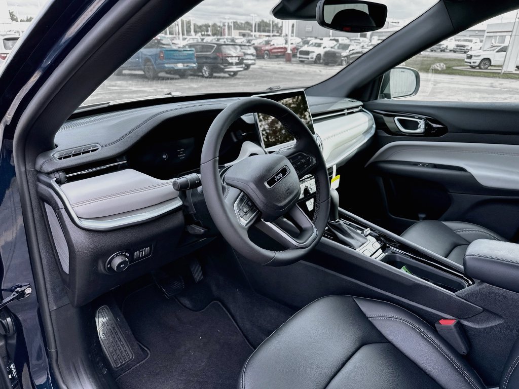 New 2026 Jeep Compass Limited AWD/4WD image 13