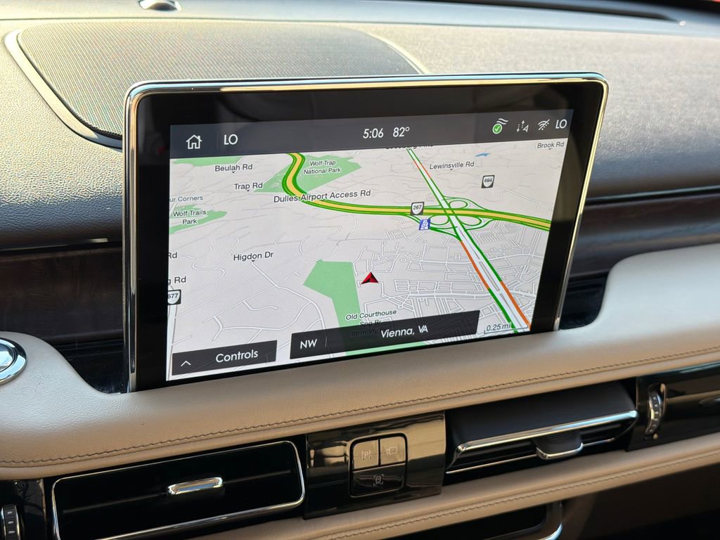 Used 2022 Lincoln Aviator Reserve w/ Equipment Group 201A image 30