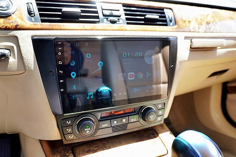 Used 2006 BMW 325i Sedan RWD image 28