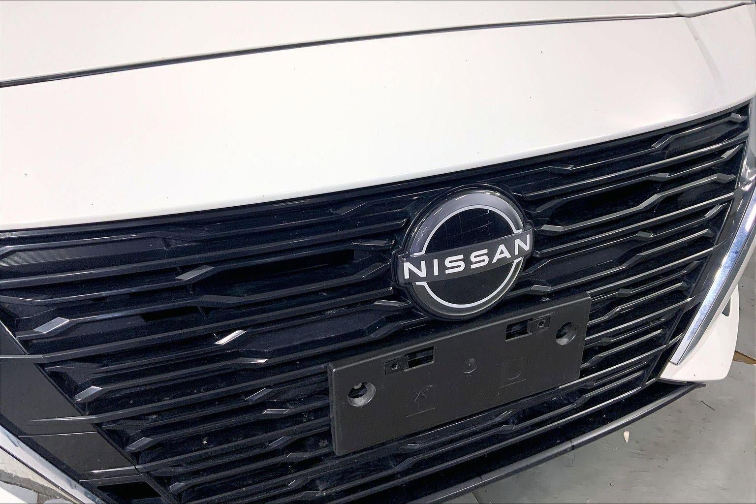 Used 2025 Nissan Altima 2.5 SV FWD image 28