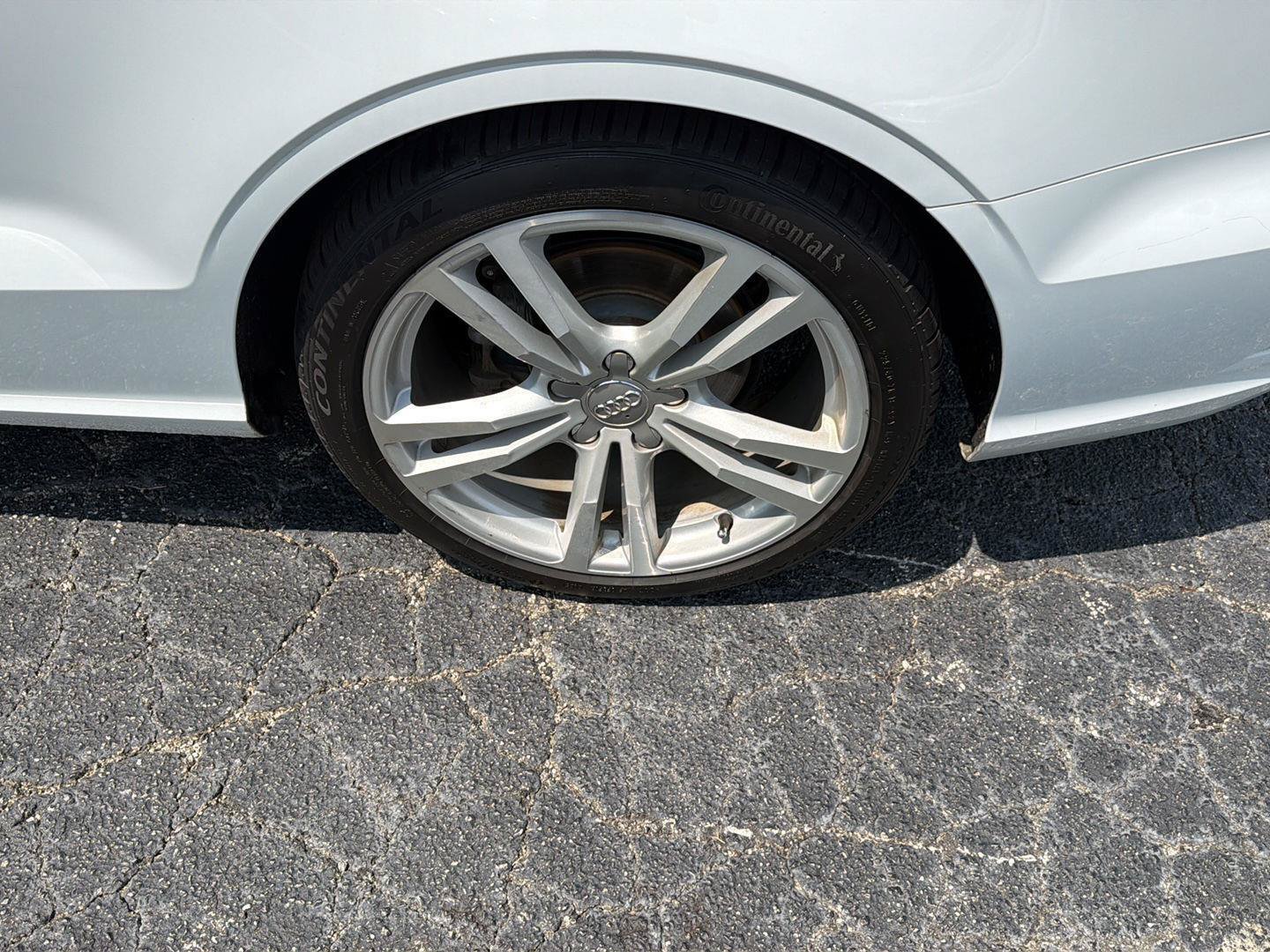 Used 2018 Audi A3 2.0T Premium FWD image 31