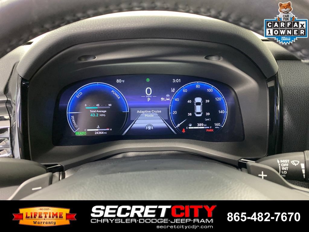 Used 2025 Toyota Camry XSE FWD image 16