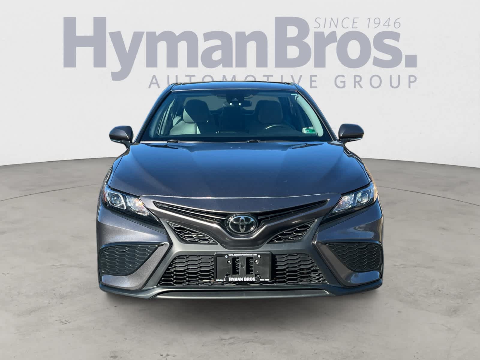 Used 2023 Toyota Camry SE FWD image 9