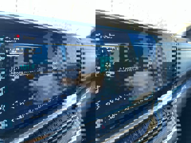 Used 2023 Chevrolet Silverado 1500 LT image 13