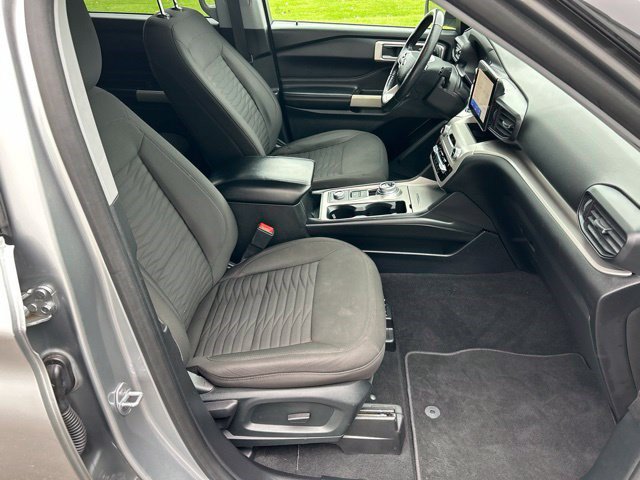 Used 2021 Ford Explorer XLT AWD/4WD image 51