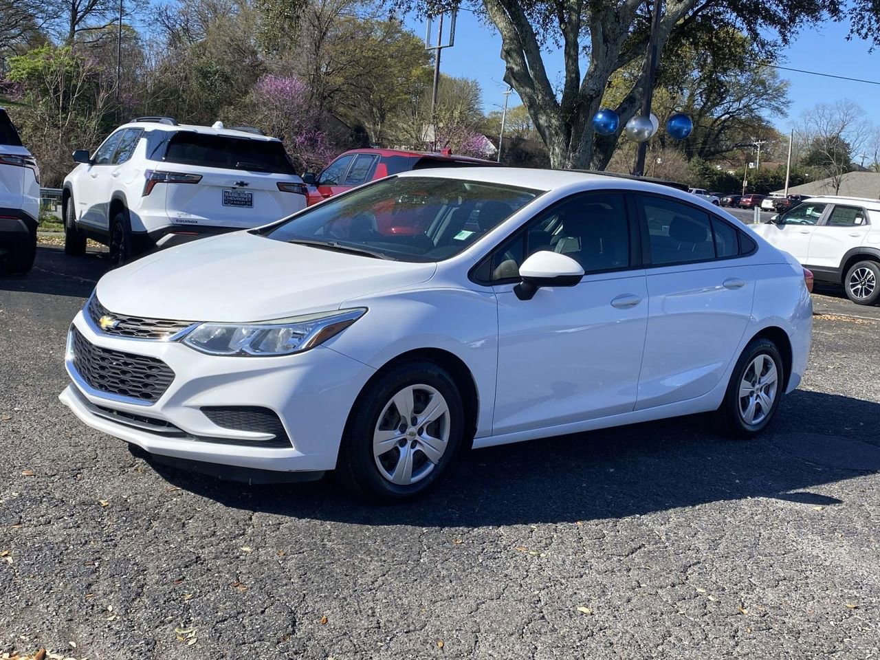 Used 2018 Chevrolet Cruze LS image 3