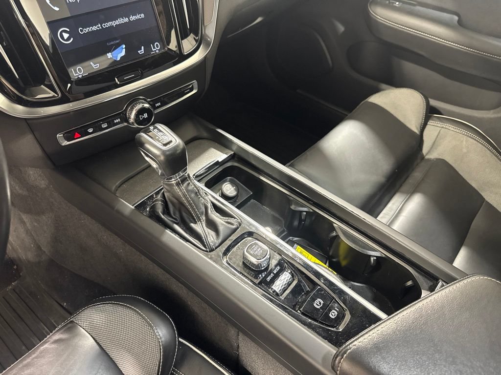 Used 2019 Volvo S60 T6 R-Design AWD/4WD image 14