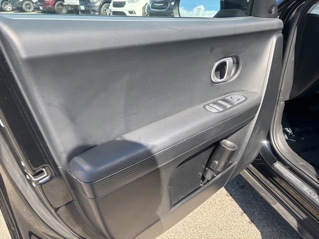 Used 2024 Hyundai Ioniq 5 SE RWD image 17