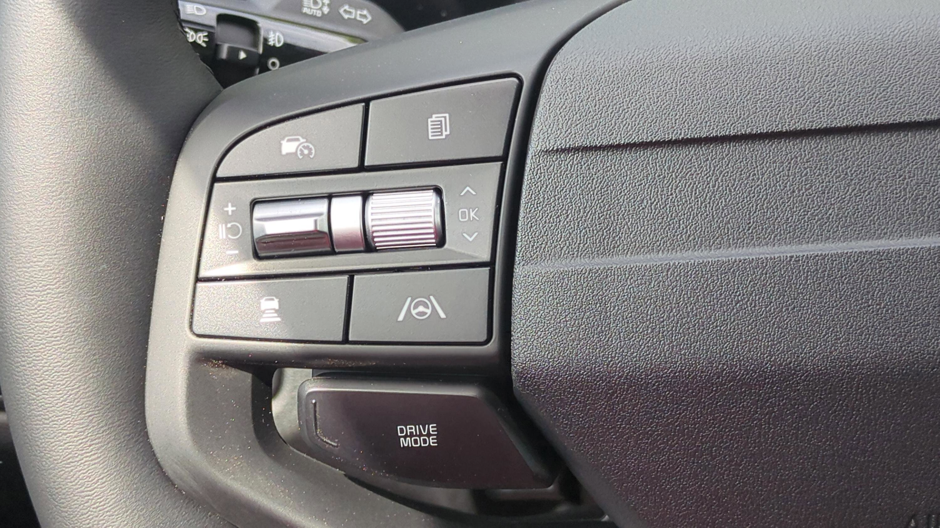 New 2026 Kia Sportage SX FWD image 25