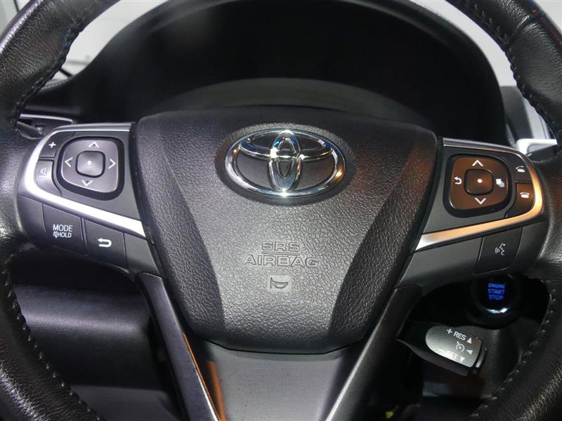 Used 2016 Toyota Camry XLE FWD image 31