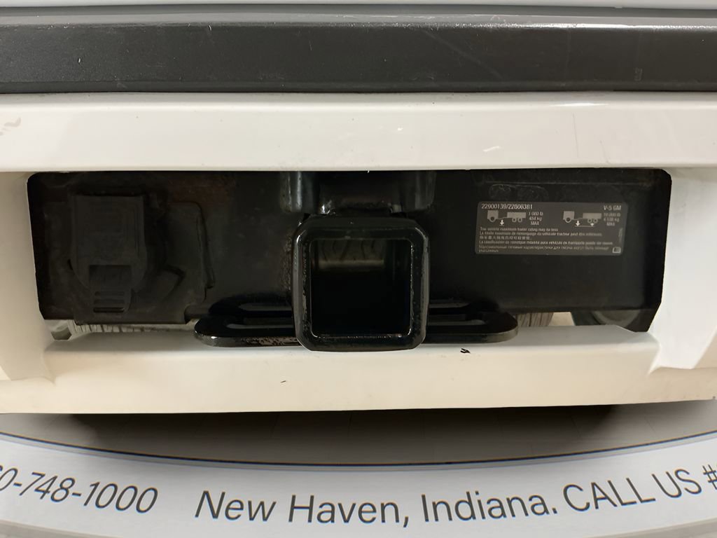 Used 2019 Chevrolet Suburban LT image 9