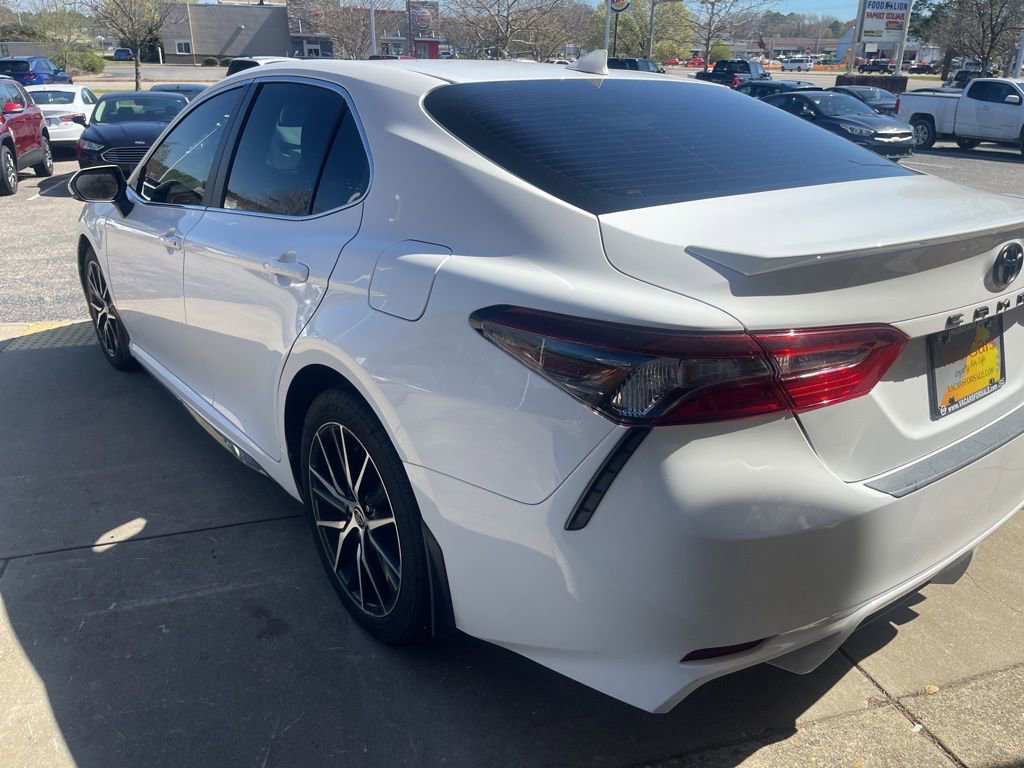 Used 2023 Toyota Camry SE FWD image 7