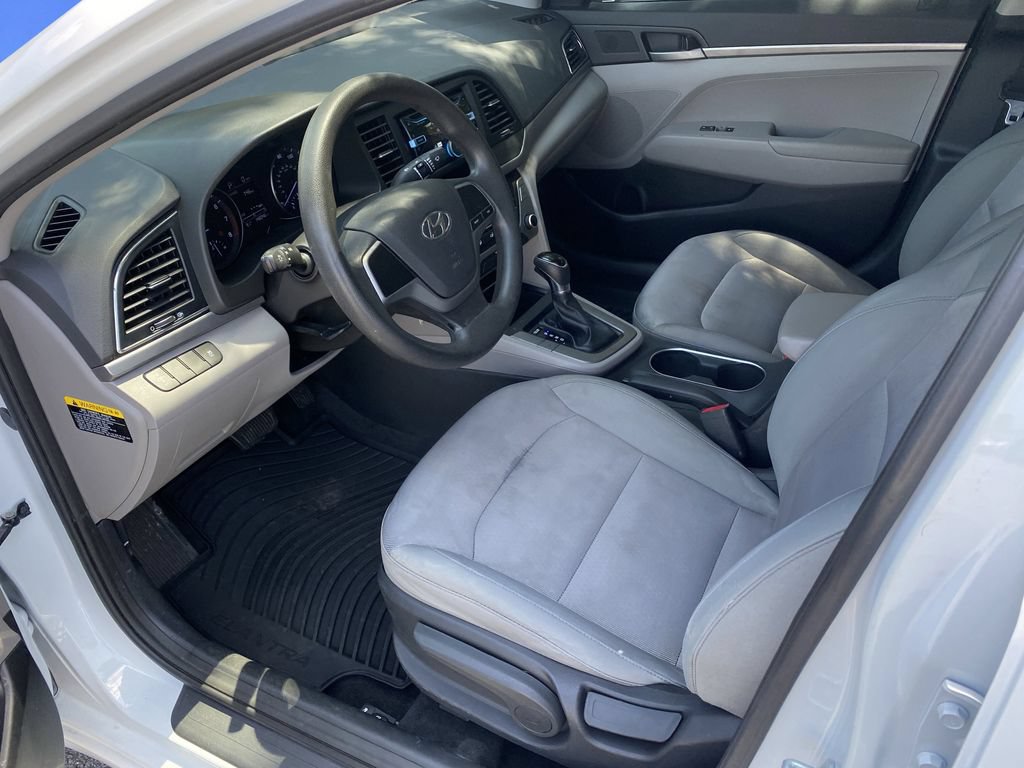 Used 2017 Hyundai Elantra SE FWD image 11