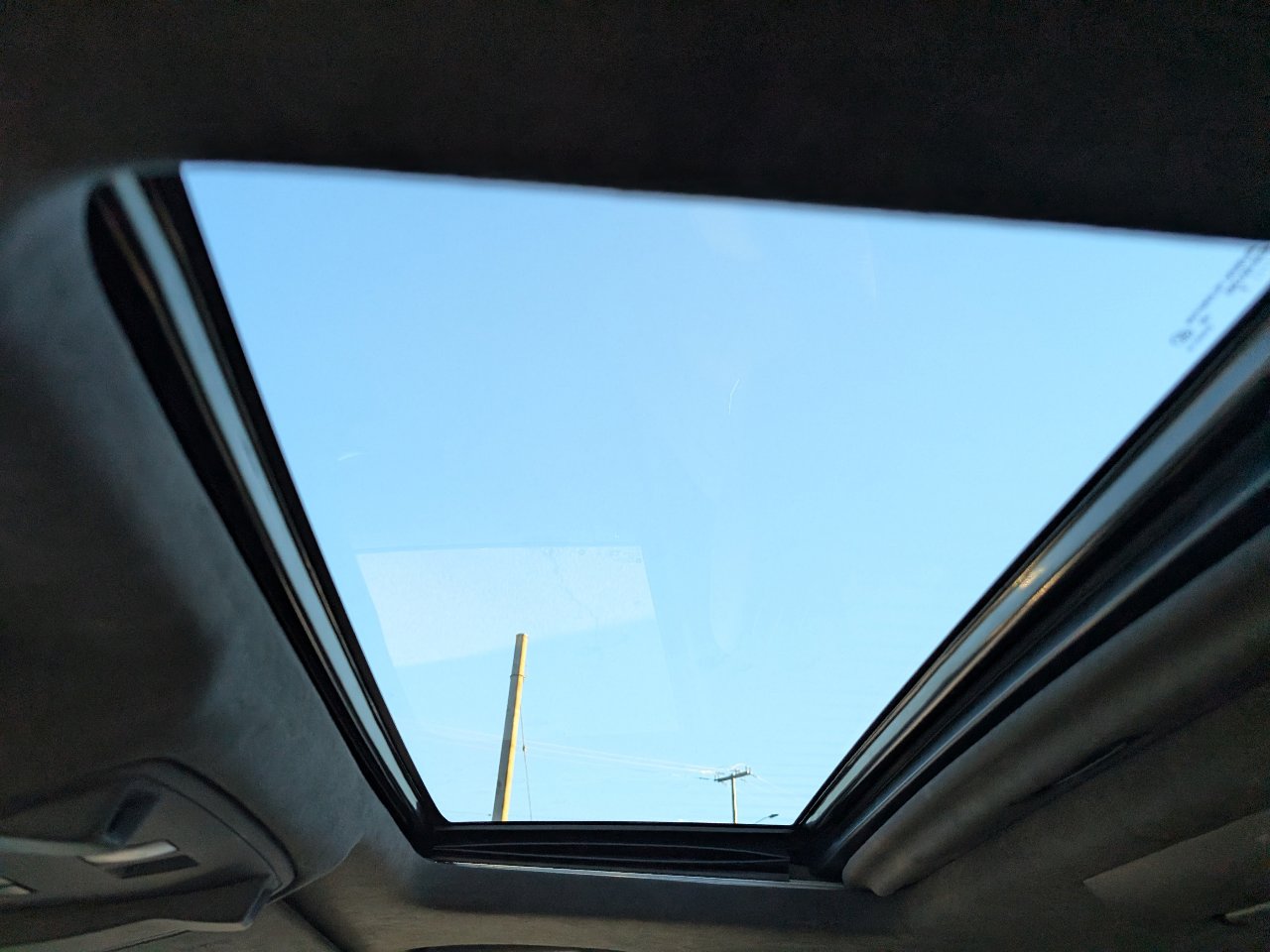 Used 2018 Cadillac Escalade Platinum image 25