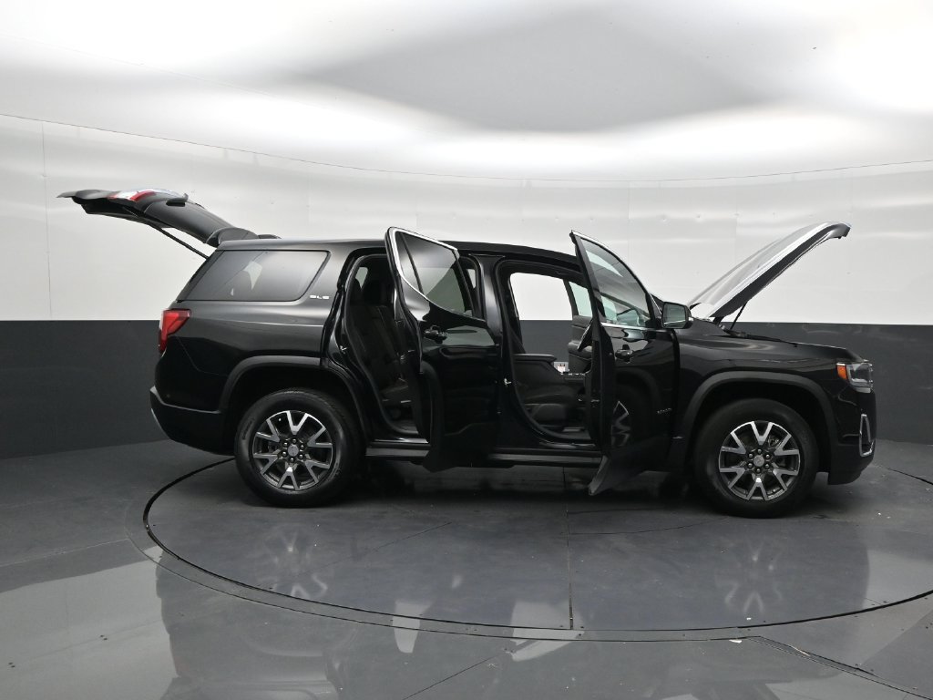 Used 2023 GMC Acadia SLE FWD image 29