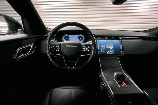 Certified 2026 Land Rover Range Rover Velar Dynamic SE AWD/4WD image 4